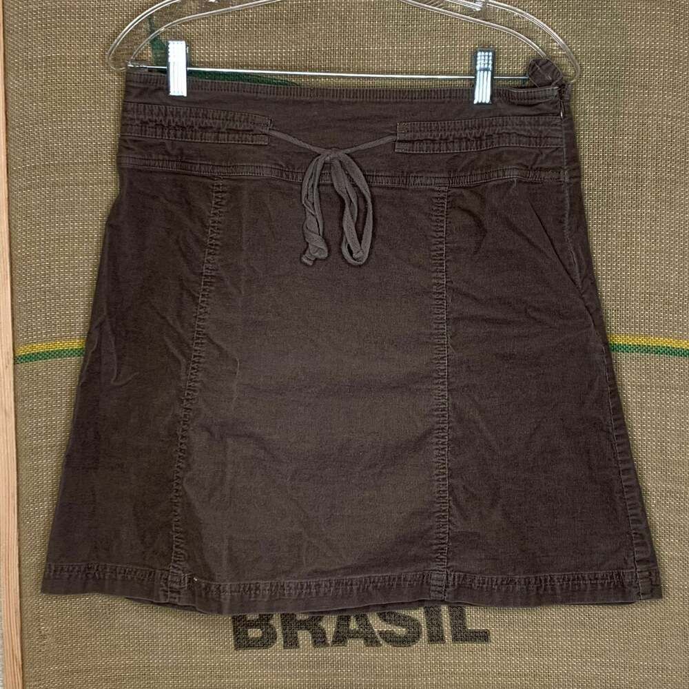 sahalie corduroy mini skirt, size 8